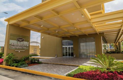 Tlaxcalancingo Hotel | Hampton Inn & Suites By Hilton Puebla