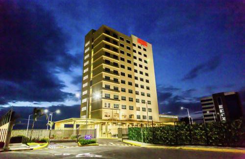 Tlaxcalancingo Hotel | Hampton Inn & Suites By Hilton Puebla