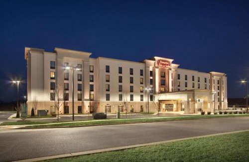 Charles Town Hotel | Hampton Inn & Suites Charles Town