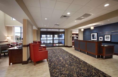 Charles Town Hotel | Hampton Inn & Suites Charles Town