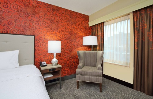 Arena District Hotel | Hampton Inn & Suites Columbus-Downtown