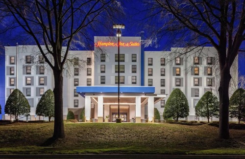 Concord Hotel | Hampton Inn & Suites Concord-Charlotte