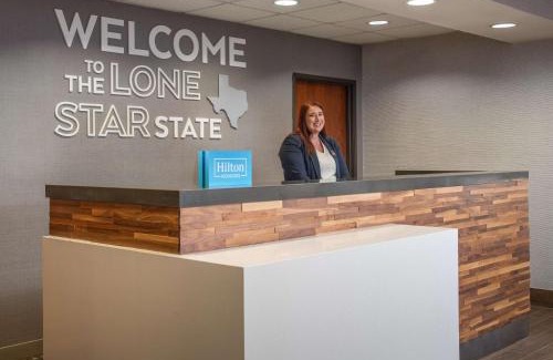 Allen Hotel | Hampton Inn & Suites Dallas-Allen