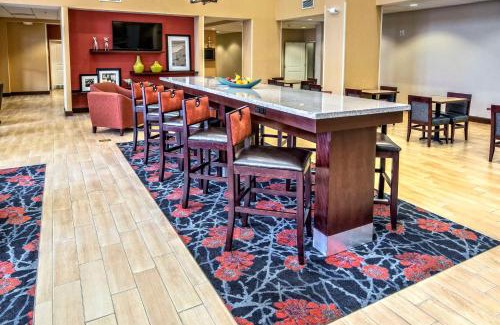 Estero Hotel | Hampton Inn & Suites Fort Myers Estero