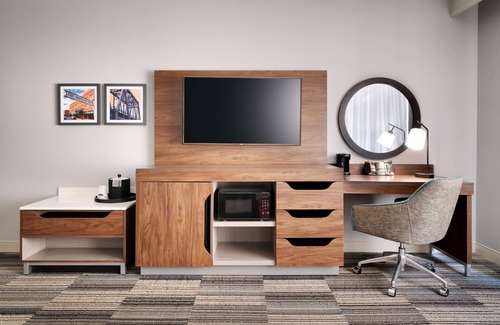 Burleson Hotel | Hampton Inn & Suites Ft. Worth-Burleson
