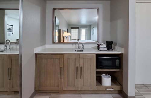 Hermosa Beach Hotel | Hampton Inn & Suites Hermosa Beach