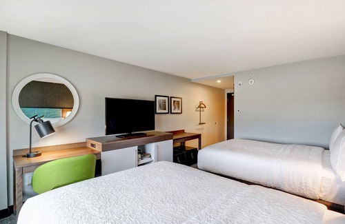 Huntsville Hotel | Hampton Inn & Suites Huntsville