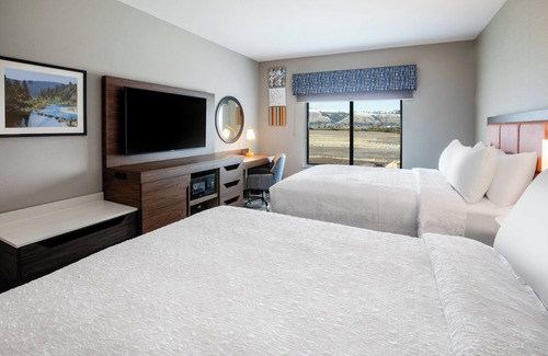 La Grande Hotel | Hampton Inn & Suites La Grande, Or