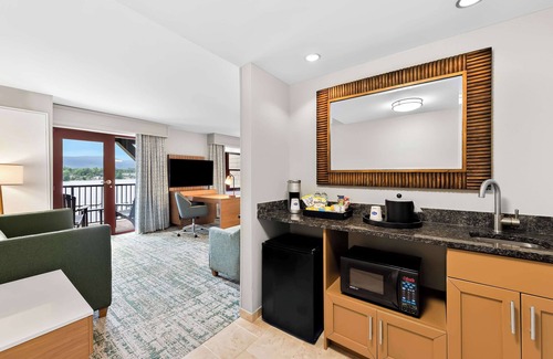 Lake Placid Hotel | Hampton Inn & Suites Lake Placid