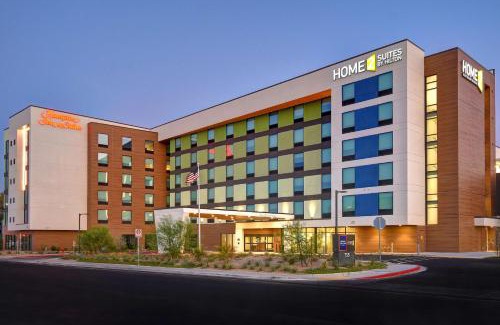 Las Vegas Hotel | Hampton Inn & Suites Las Vegas Convention Center - No Resort Fee