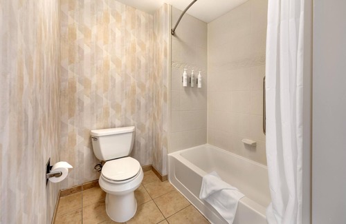 Moreno Valley Hotel | Hampton Inn & Suites Moreno Valley