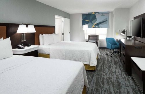 Downtown Memphis Hotel | Hampton Inn & Suites Memphis-Beale Street