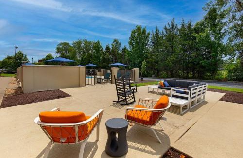 Murfreesboro Hotel | Hampton Inn & Suites Murfreesboro