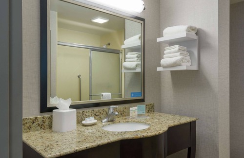 National Harbor Hotel | Hampton Inn & Suites National Harbor - Alexandria Area