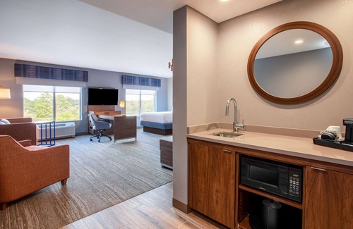 North Port Hotel | Hampton Inn & Suites North Port