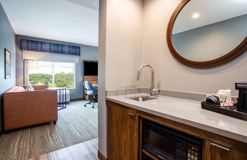 North Port Hotel | Hampton Inn & Suites North Port