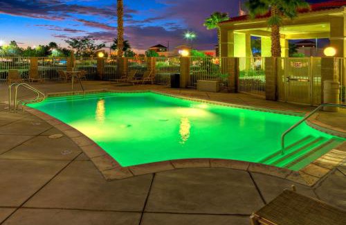 Palmdale Hotel | Hampton Inn & Suites Palmdale