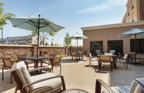 North Wales Hotel | Hampton Inn & Suites Philadelphia Montgomeryville