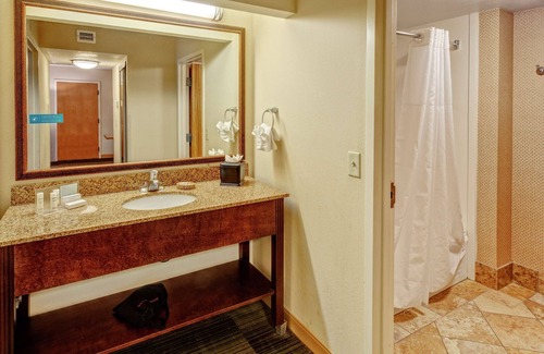 Pigeon Forge Hotel | Hampton Inn & Suites Pigeon Forge On The Parkway