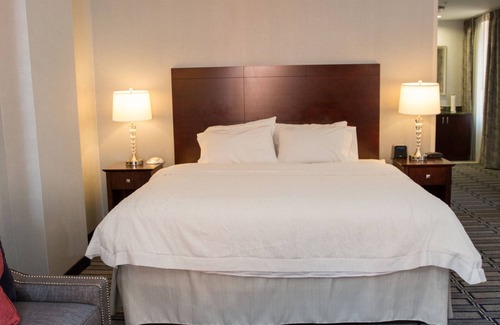 Downtown Hotel | Hampton Inn & Suites Providence Downtown