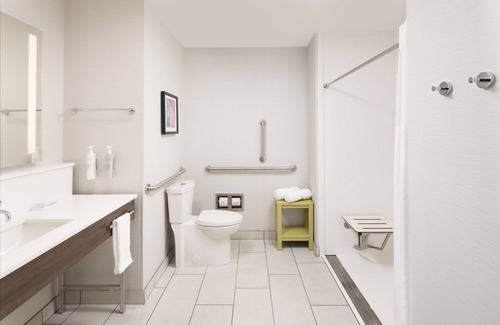 Downtown Rochester Hotel | Hampton Inn & Suites Rochester Downtown