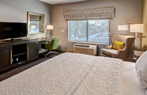 North San Jose Hotel | Hampton Inn & Suites San Jose Airport