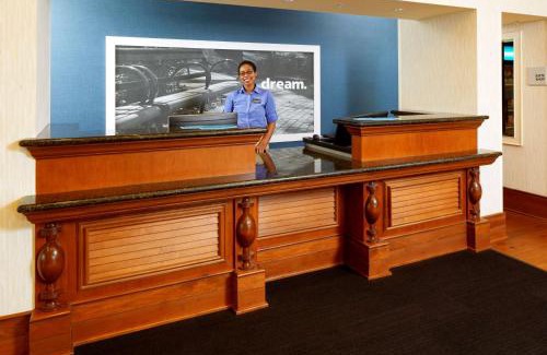 Savannah Hotel | Hampton Inn & Suites Savannah/Midtown