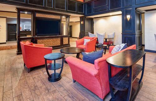 Waco Hotel | Hampton Inn & Suites Waco-South