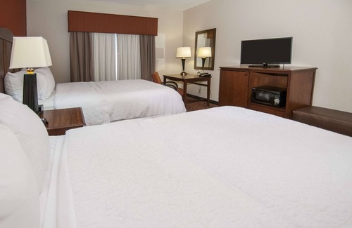 Waxahachie Hotel | Hampton Inn & Suites Waxahachie