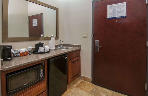 Waxahachie Hotel | Hampton Inn & Suites Waxahachie