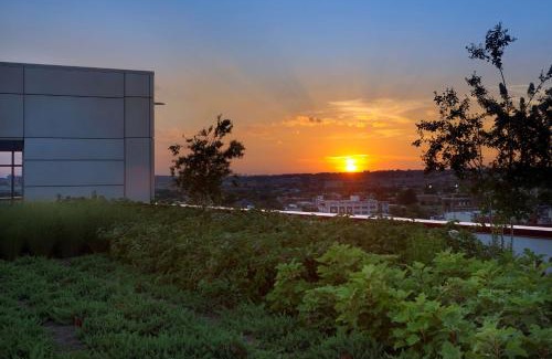 Gallaudet Hotel | Hampton Inn Washington DC NoMa Union Station
