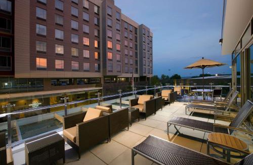 Gallaudet Hotel | Hampton Inn Washington DC NoMa Union Station