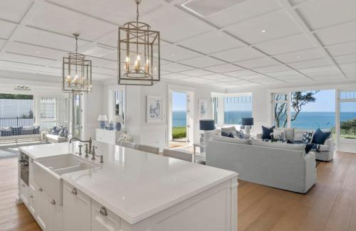 Campbells Bay Casa | Hampton on View Luxury Clifftop in Campbells Bay