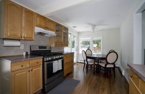 Hampton Bays Casa | Hampton's Vacation Inn