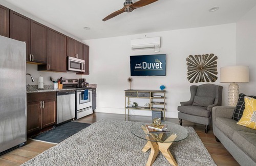 Downtown Charleston Apartamento | Hampton Suite | In the Heart of King Street!