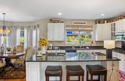 East Quogue Casa | Hamptons Summer Rental - secluded pool + 5 minutes to beach
