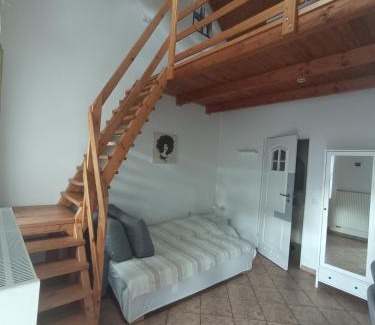 Egerszalok Apartamento | HamvasDomb Vendégház