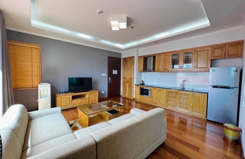 Cong Vi Hotel | HANA Stay Riverside
