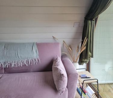 Tarbet Chalet De Esquí | Handa pod in scottish highlands.