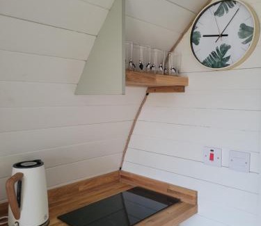 Tarbet Chalet De Esquí | Handa pod in scottish highlands.