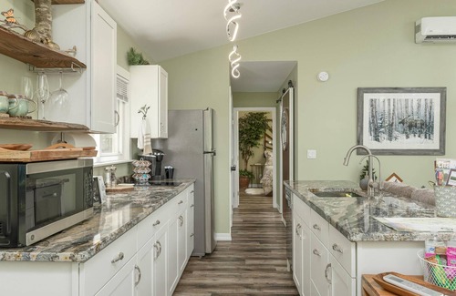 Lookout Mountain Apartamento | Handcrafted 1BR Treehouse Inspired Bungalow in Lookout Mountain | Romantic Getaway w/Private Hot Tub