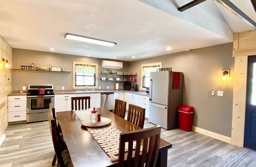 Rockwood Casa | Red Door Lodge