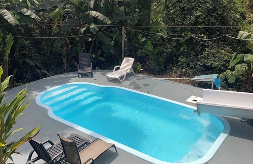 Parrita Casa | LUNA DE MIEL JUNGLA HOGAR AC + PISCINA + ZIPLINE