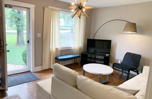 Glencliff Casa | Hangout House play, work, and visit