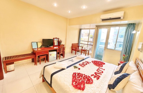 District 5 Hotel | Hanh Long 1 Hotel