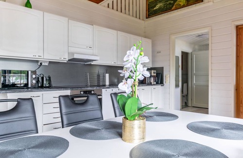 Rautalampi Casa | Hanhenpesä by Interhome