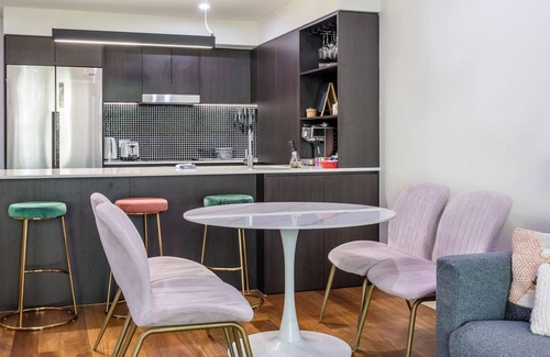 Greenslopes Apartamento | Hanlon Park Escape 250m to Stones Corner Village