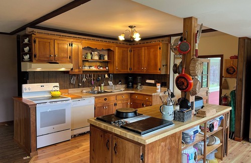 Johnsburg Casa | Hannah's Birch Farm 10 Min. to Gore Ski Mt. Cozy, Spacious, Farmhouse with Views