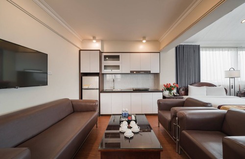 Hang Dao Hotel | Hanoi Little Town Hotel