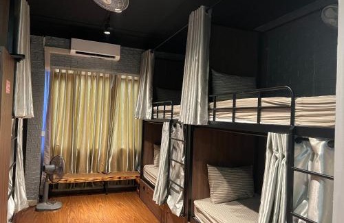Hang Trong Hotel | Hanoi Luxury Hotel